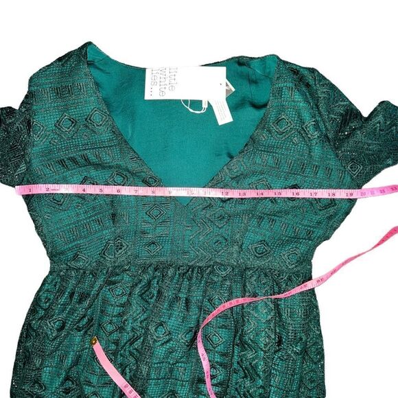 Little White Lies For UO Abi Geo Lace Dress NWT Medium - Picture 10 of 10